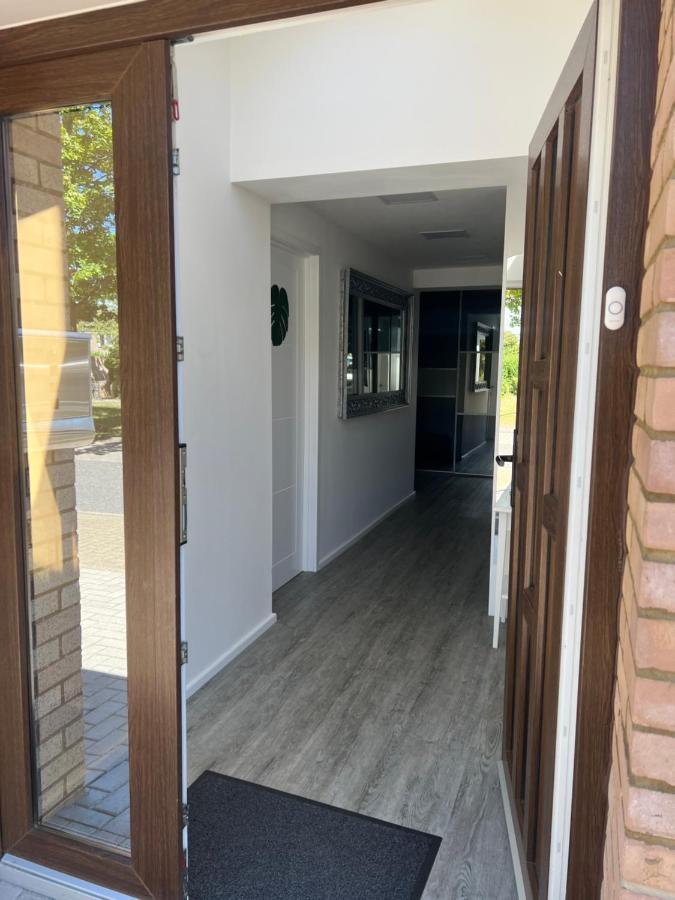 Apartament Studio In Private House Near Central Milton Keynes Zewnętrze zdjęcie